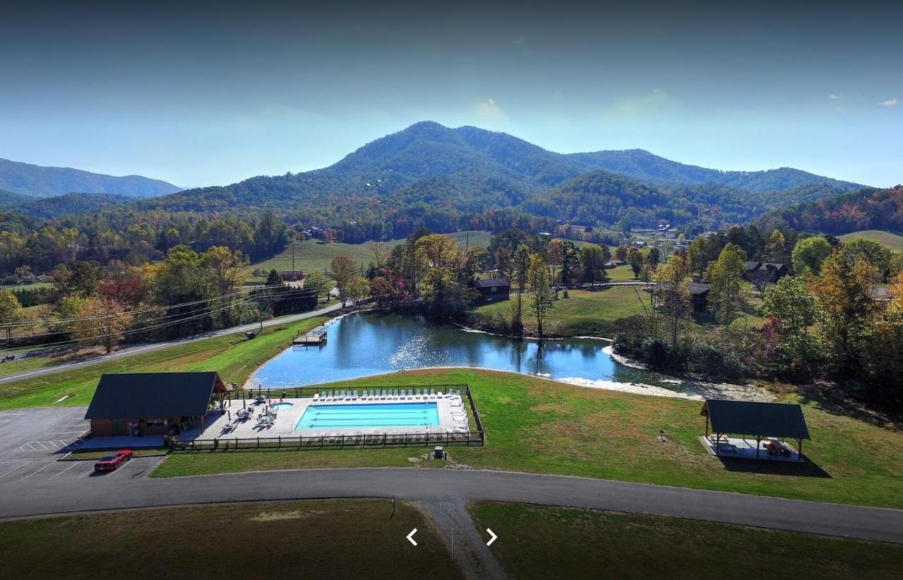Alpine Joy-Hot Tub, Pond Access ,1089 Of Free Tickets For Each Paid Day, Dollywood And More! Townsend Exteriér fotografie